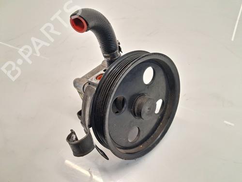 Used Steering pump Steering pump VOLVO V70 II (285) D5 (163 hp) 33462647 33462647