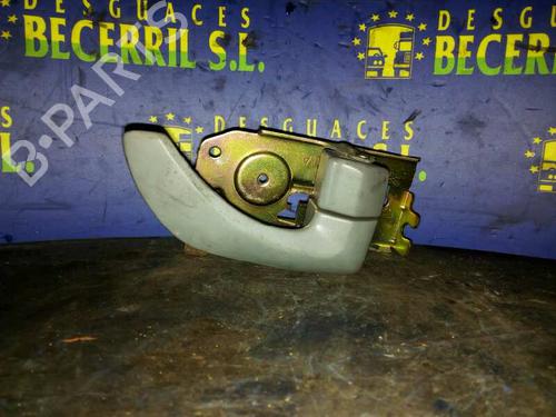 Used Front right interior door handle KIA SORENTO I (JC) 2.5 CRDi 4WD (140 hp) 8424885