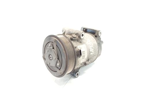 Used AC compressor RENAULT SCÉNIC II (JM0/1_) [2003-2010]  27567499