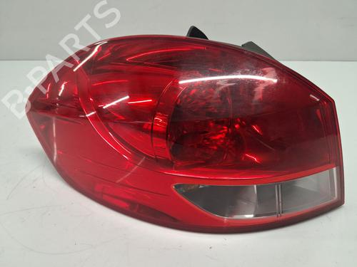 left-taillight-renault-clio-iii-grandtour-kr01_-2007-33161585 main image
