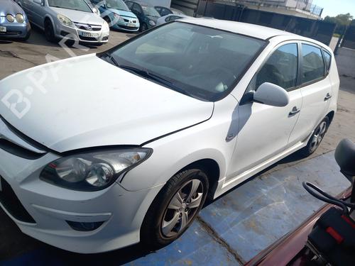 Używane części HYUNDAI i30 (FD) 1.6 CRDi 4952309