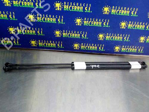 Used Tailgate lift support CITROËN SAXO (S0, S1) [1996-2004]  14018906