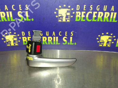 Venstre bak invendig håndtak MAZDA 3 (BK) 2.0 MZR-CD (BK14) (143 hp) 8427491