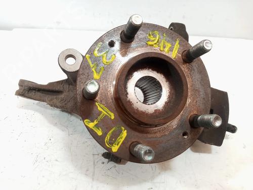Used Left front steering knuckle HYUNDAI i30 Estate (FD) 1.6 CRDi (90 hp) 10298504