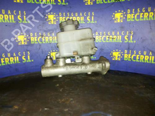 Used Brake master cylinder HYUNDAI SANTA FÉ II (CM) [2005-2015]  8425298