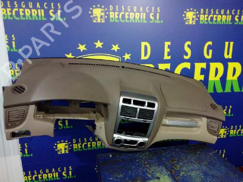 Instrumentbord KIA SPORTAGE II (JE_, KM) [2004-2024]  8444658