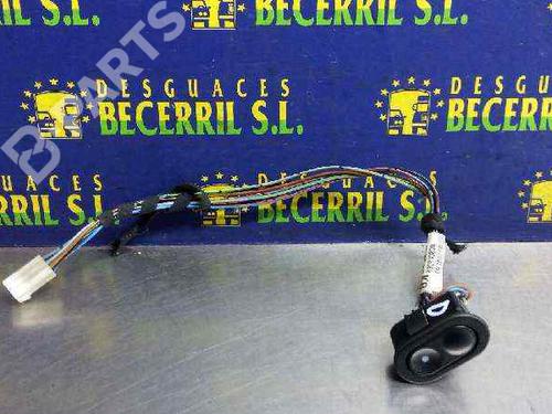 Used Right front window switch Right front window switch OPEL CORSA B (S93) 1.7 D (F08, F68, M68) (60 hp) 8449588 8449588