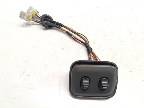 Used Left front window switch Left front window switch 36904366 36904366