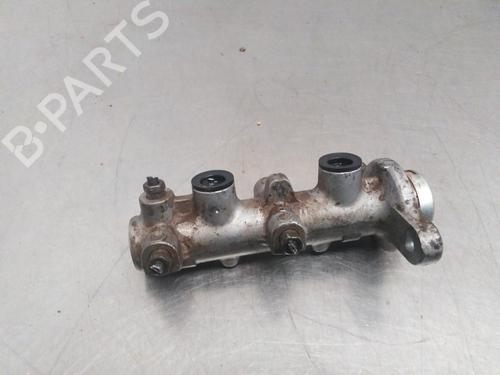 Used Brake master cylinder MITSUBISHI L200 / TRITON (KA_T, KB_T) 2.5 DI-D 4WD (KB4T) (136 hp) 8464292
