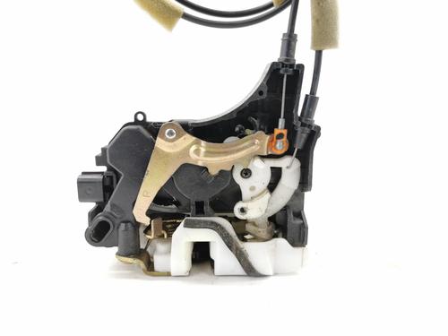 Front right lock MITSUBISHI GRANDIS (NA_W) 2.0 DI-D (NA8W) | BP13305695C97 