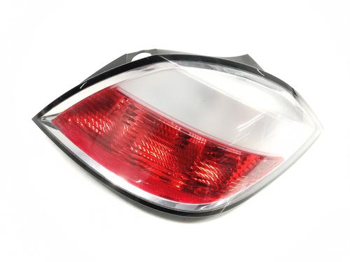 right-taillight-opel-astra-h-a04-2004-2005-2006-2007-2008-2009-2010-2011-2012-2013-2014-32732361 main image
