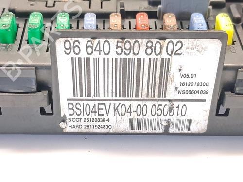 Fuse box CITROËN C4 Picasso I MPV (UD_) 1.6 HDi | BP30125325E1