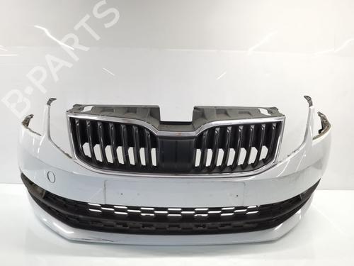 Used Front bumper SKODA OCTAVIA III Combi (5E5, 5E6) 2.0 TDI (150 hp) 26549569