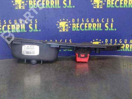 Used Right front window switch Right front window switch RENAULT ESPACE III (JE0_) 2.2 12V TD (JE0E, JE0H, JE0P) (113 hp) 8429772 8429772