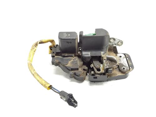 Used Rear left lock KIA SORENTO I (JC) 2.5 CRDi (170 hp) 21850216