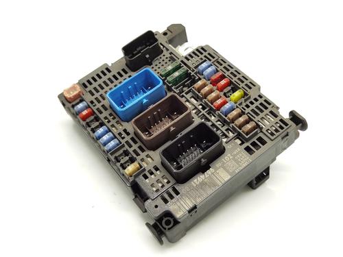 Used Fuse box CITROËN C4 II (NC_) 1.6 HDi 110 (112 hp) 30329948