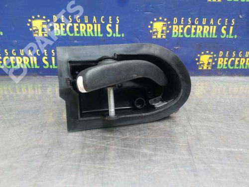 Used Front right interior door handle Front right interior door handle FORD MONDEO I Saloon (GBP) 2.0 i 16V 4x4 (132 hp) 8432178 8432178