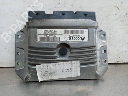 Used Engine control unit (ECU) RENAULT SCÉNIC II (JM0/1_) [2003-2010]  8470474