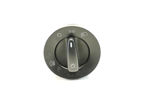 Headlight switch VW GOLF IV (1J1) 1.9 TDI | BP29526372I24 