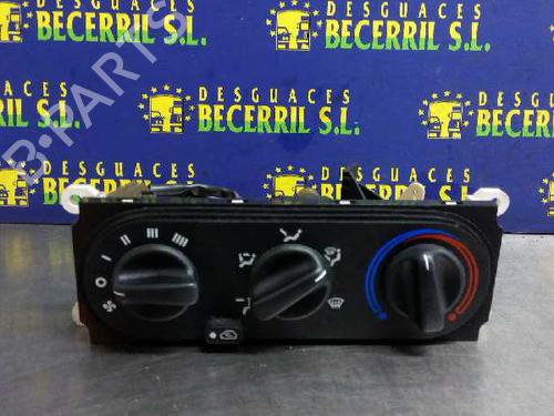 Used Climate control HYUNDAI PONY (X-2) 1.5 i (84 hp) 8438355