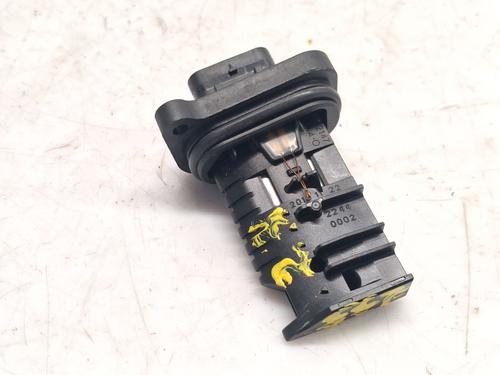 Mass air flow sensor BMW 1 (F21) 118 d | BP40610711M95 - Image 2