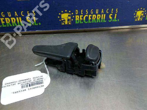 Used Front right interior door handle Front right interior door handle NISSAN TERRANO II (R20) 2.7 TDi 4WD (125 hp) 8456987 8456987