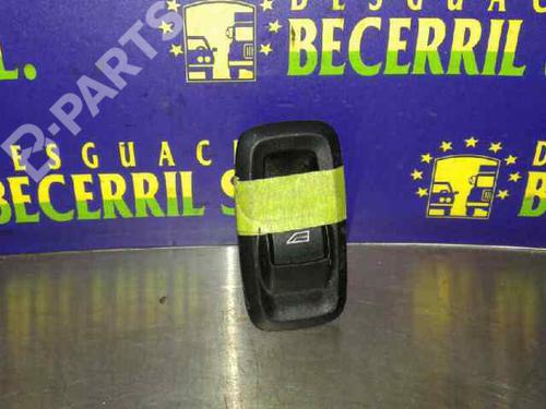 Used Right front window switch Right front window switch FORD FIESTA VI (CB1, CCN) 1.4 TDCi (68 hp) 8428640 8428640