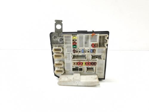 Used Fuse box Fuse box RENAULT GRAND SCÉNIC II (JM0/1_) 1.9 dCi (JM14) (131 hp) 39688869 39688869