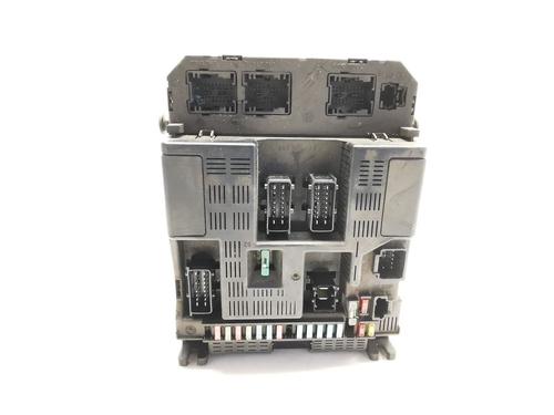 Used Fuse box Fuse box PEUGEOT 307 (3A/C) 2.0 HDi 90 (90 hp) 33236345 33236345