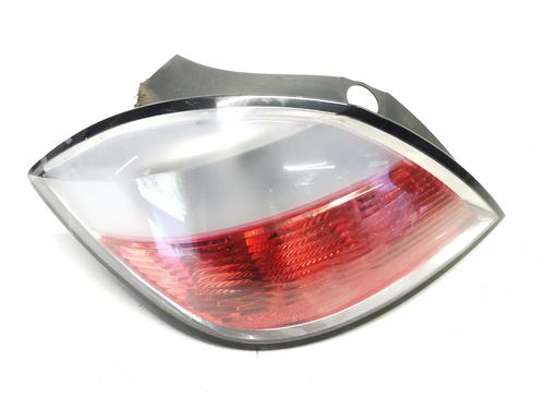 Used Left taillight Left taillight 37073052 37073052