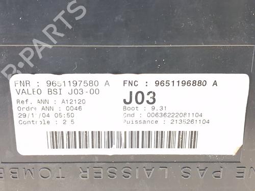 Fuse box PEUGEOT 307 SW (3H) 1.6 HDI 110 | BP29864956E1