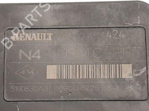 Fuse box RENAULT MEGANE II Estate (KM0/1_) 1.9 dCi | BP29559257E1 