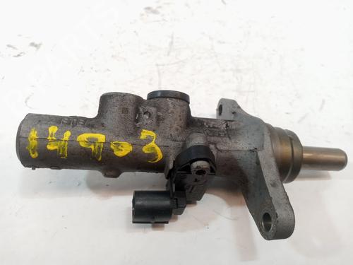 Used Brake master cylinder SEAT IBIZA IV ST (6J8, 6P8) 1.6 TDI (105 hp) 10325789
