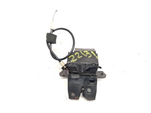 tailgate-lock-mercedes-benz-e-class-w211-2002-2003-2004-2005-2006-2007-2008-2009-40530882 main image