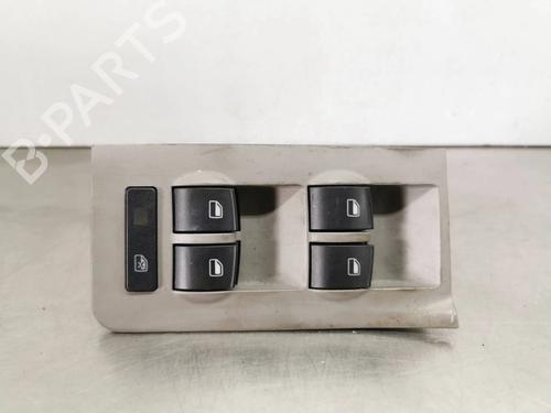 Venstre Foran elrute bryter AUDI A6 C5 (4B2) 2.4 quattro (170 hp) 8475589