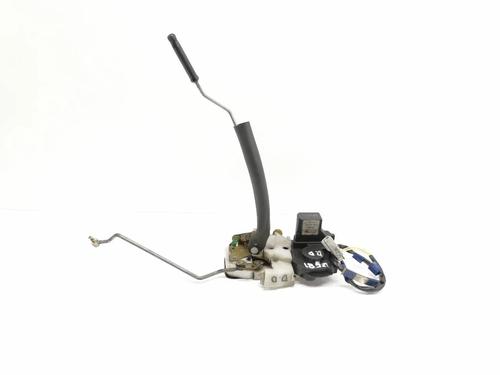 Cerradura puerta delantera derecha HONDA CIVIC VI Fastback (MA, MB) 1.5 16V (MB3) (114 hp) 8479374