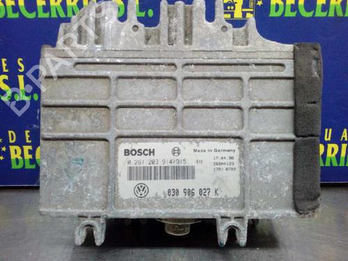 Used Engine control unit (ECU) VW POLO III (6N1) [1994-1999]  8444519