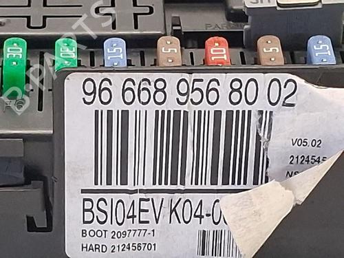 Sikringsdåse PEUGEOT 3008 I MPV (0U_) 1.6 HDi | BP29811311E1 