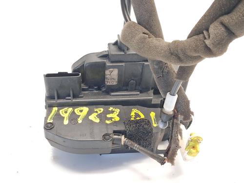 Venstre fortil lås NISSAN QASHQAI I (J10, NJ10) 1.6 dCi (130 hp) 29424592