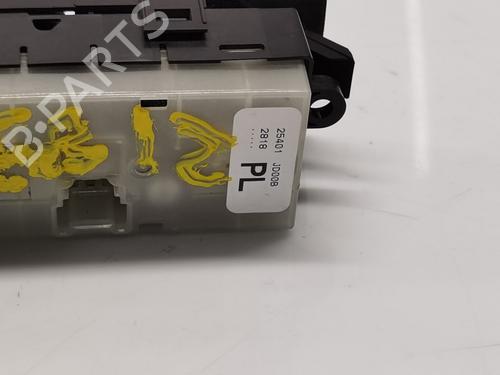 Left front window switch NISSAN QASHQAI I (J10, NJ10) 2.0 | BP31183072I27