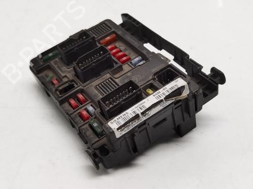 Used Fuse box PEUGEOT PARTNER MPV (5_, G_) 1.9 D (69 hp) 31653374