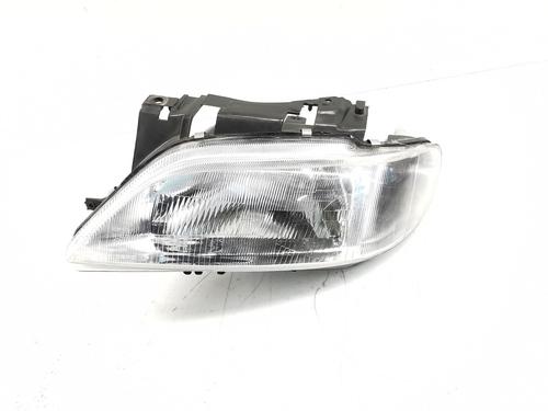 Used Left headlight CITROËN XSARA (N1) 1.9 TD (90 hp) 30052750
