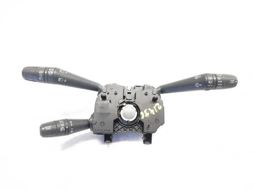 switch-fiat-500l-351_-352_-2012-36476752 main image