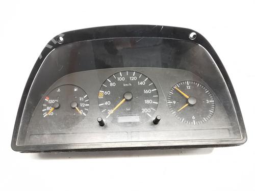 Used Instrument cluster Instrument cluster MERCEDES-BENZ VITO Van (W638) 108 D 2.3 (638.064, 638.068) (79 hp) 33826445 33826445