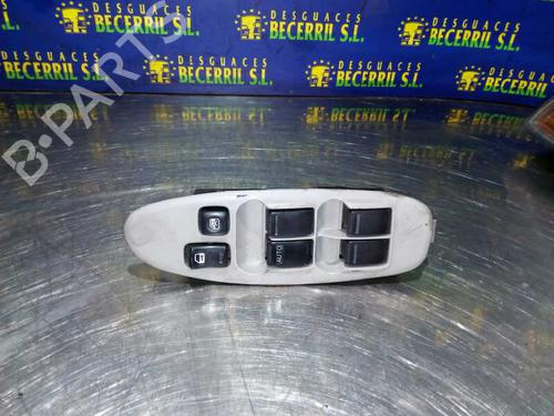 Used Left front window switch NISSAN ALMERA TINO (V10) 2.2 dCi (115 hp) 8427236