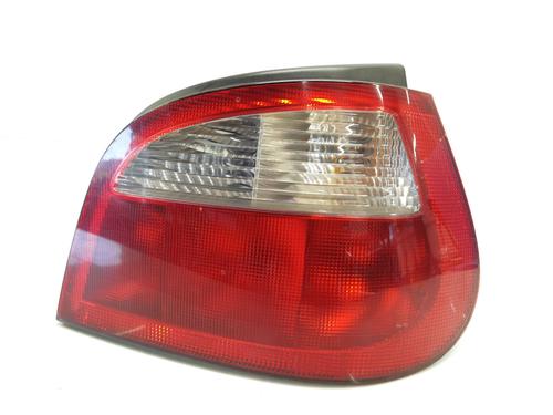 Used Right taillight Right taillight RENAULT MEGANE I (BA0/1_) 1.6 16V (BA04, BA0B, BA11, BA1J, BA16, BA19, BA1K, BA1V,... (107 hp) 30273068 30273068