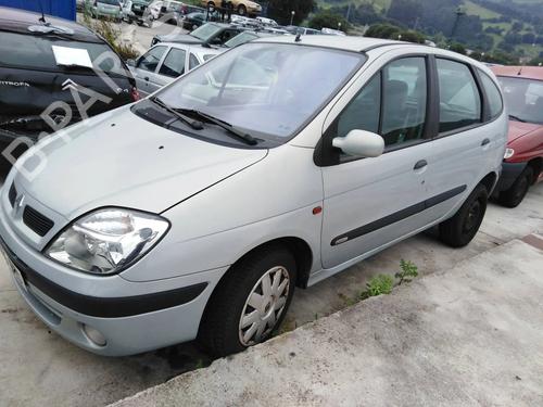 Lève-vitre avant droit RENAULT SCÉNIC I MPV (JA0/1_, FA0_) 1.4 16V (JA0D, JA1H, Ja0W, JA10) | BP8482369C23 