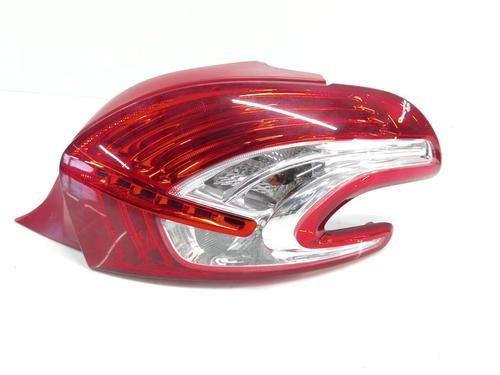 Used Right taillight PEUGEOT 208 I (CA_, CC_) 1.0 VTi (68 hp) 26460819