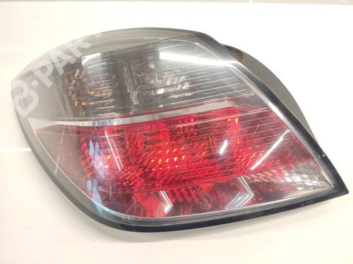 Used Left taillight Left taillight OPEL ASTRA H GTC (A04) 1.9 CDTi 16V (L08) (120 hp) 11040402 11040402