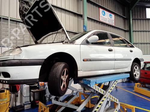 Recambios RENAULT LAGUNA I (B56_, 556_) 2.2 D (B56F/2) 4749311